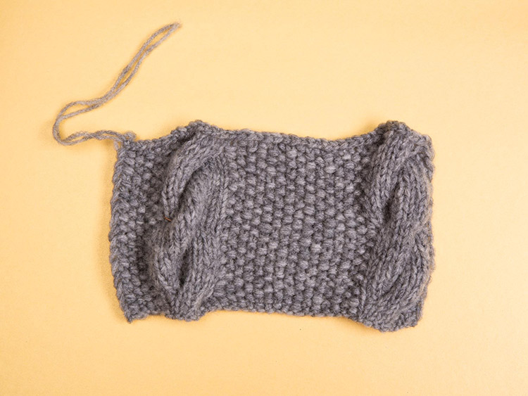 SCHAL MIT FARBVERLAUF UND ZOPFMUSTER Schritt 2